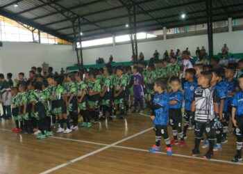 Se inauguró Baby Fútbol Futsal con sede en Shushufindi.