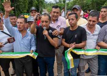 Prefectura de Sucumbíos inauguro dos puentes nuevos en el cantón Lago Agrio.