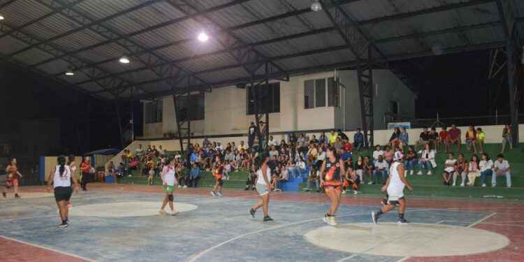 Liga Deportiva Parroquial Santa Cecilia finalizo torneo de baloncesto.