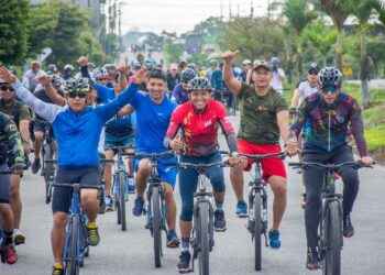 Las bicis tours fomentan deporte y turismo.