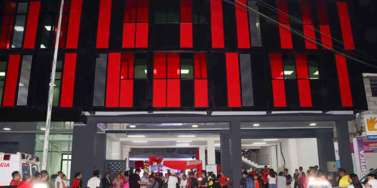 Cuerpo de Bomberos reinauguro estación en Nueva Loja.