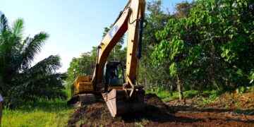 Prefectura invierte un millón de dólares en lastrados para Shushufindi.