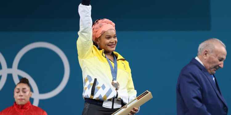 Neisi Dajomes es de bronce en París.