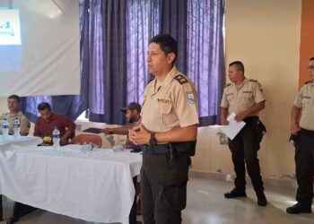Policía del Distrito Lago Agrio realizó asambleas comunitarias en Santa Cecilia.