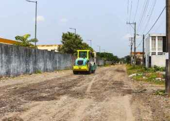 Mejoramos el acceso peatonal y vehicular en unidades educativas