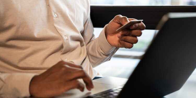 CNE habilita servicio de pago de multas en línea.