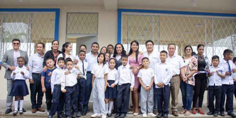 Escuela 26 de Septiembre recibió un bloque de aulas.