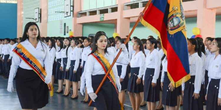 Ecuador celebro el Día de la Bandera el 26 de septiembre.