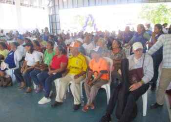 MIES rindió homenaje a Adultos Mayores del Cantón.