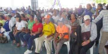 MIES rindió homenaje a Adultos Mayores del Cantón.