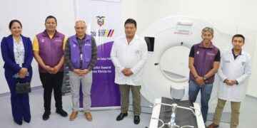 HOSPITAL MARCO VINICIO IZA, CUENTA CON NUEVO TOMÓGRAFO.