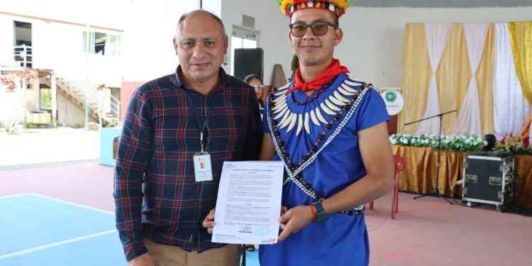 PARROQUIA CUYABENO, CERRÓ FIESTAS POR SUS 100 AÑOS, CON DESFILE Y SESIÓN SOLEMNE.