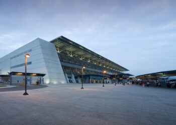 Rechazo nacional por agresión a periodistas en la Terminal Terrestre de Guayaquil