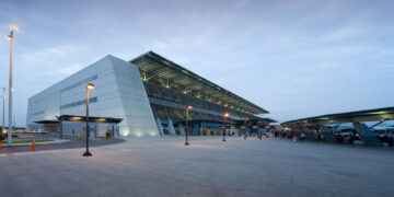 Rechazo nacional por agresión a periodistas en la Terminal Terrestre de Guayaquil