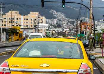 Quito suspende el pico y placa durante los feriados de Navidad y Año Nuevo