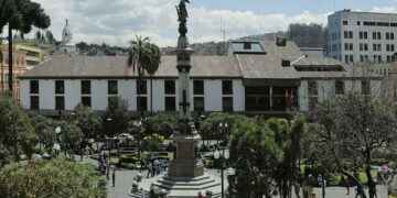 Desde 2026, quiteños pagarán la tasa de basura a través del servicio de agua