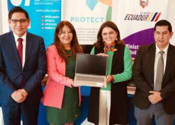 Gobierno entrega tecnología a comunidades fronterizas para fortalecer la detección temprana de enfermedades