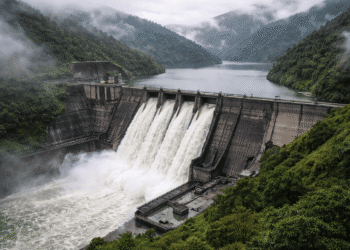 Aumenta el caudal del embalse Mazar y Ecuador suspende la importación de electricidad desde Colombia