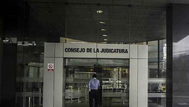 Consejo de la Judicatura destituye a juez de Los Ríos y suspende a tres magistrados de Pastaza