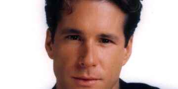 FERNANDO CARRILLO CONFIESA HABER SIDO NOVIO DE DELCY RODRÍGUEZ Y DESATA REACCIONES