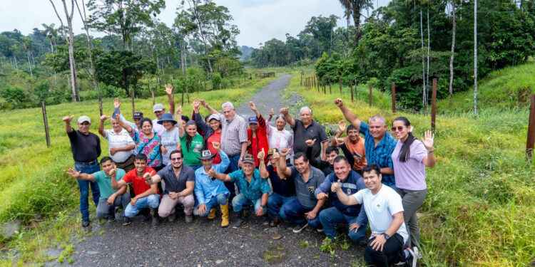 OBRAS DE DRENAJE Y VIALIDAD TRANSFORMAN LA PRODUCCIÓN AGRÍCOLA EN GONZALO PIZARRO