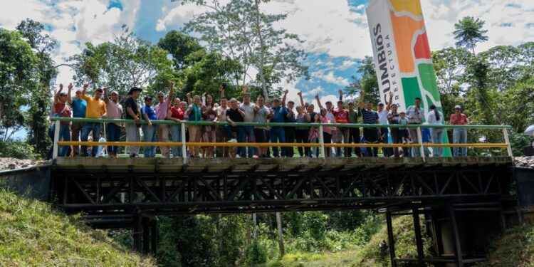 INAGURACIÓN DEL PUENTE SOBRE EL RÍO BLANCO EN SEVILLA CASCALES
