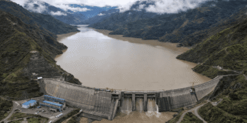 Mazar opera a su máxima capacidad y refuerza el sistema Paute