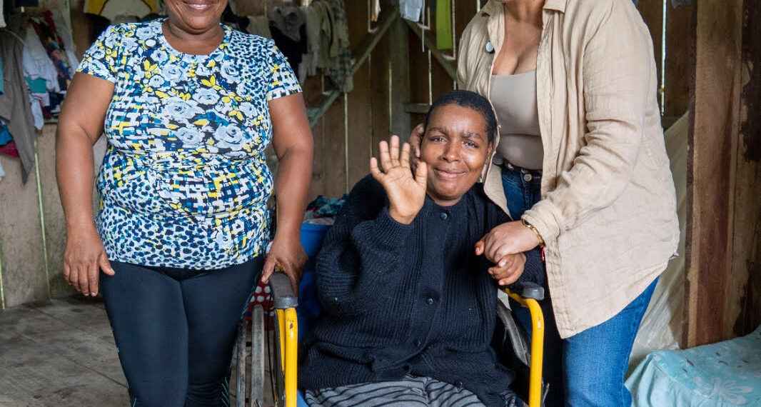 LA ESPERANZA TIENE TECHO: Prefectura de Sucumbíos CONSTRUIRÁ LA CASA SOCIAL N.º 14 PARA UNA FAMILIA VULNERABLE EN Cuyabeno