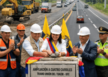 La vía Alóag–Santo Domingo entra en proceso de ampliación a cuatro carriles