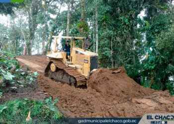 EL CHACO IMPULSA OBRAS VIALES, PEATONALES Y ACCIONES SOCIALES EN VARIOS SECTORES DEL CANTÓN