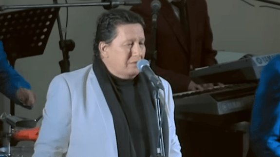 FALLECE EL CANTANTE ECUATORIANO GUSTAVO VELÁSQUEZ, ÍCONO DE LA CUMBIA ANDINA