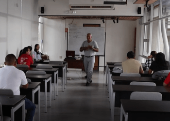 ALCALDÍA Y ESPOCH CAPACITAN A EMPRENDEDORES CON TALLER “VENTAS EFECTIVAS” EN ORELLANA