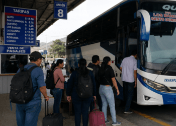 ANT APRUEBA INCREMENTO TEMPORAL DEL 25 % EN LOS PASAJES DE BUSES INTERPROVINCIALES E INTRACANTONALES