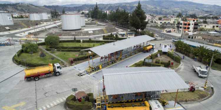 EP PETROECUADOR GARANTIZA EL ABASTECIMIENTO DE COMBUSTIBLES EN TODO EL PAÍS